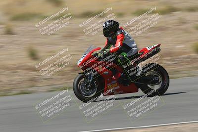 media/Apr-20-2025-AHRMA (Sun) [[393a79c373]]/Race/Group 3/Turn 4b/